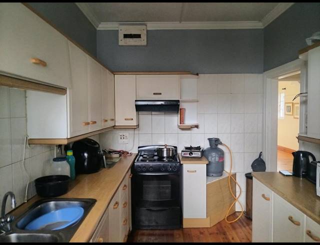 2 BEDROOM FLAT FOR SALE IN GLENWOOD